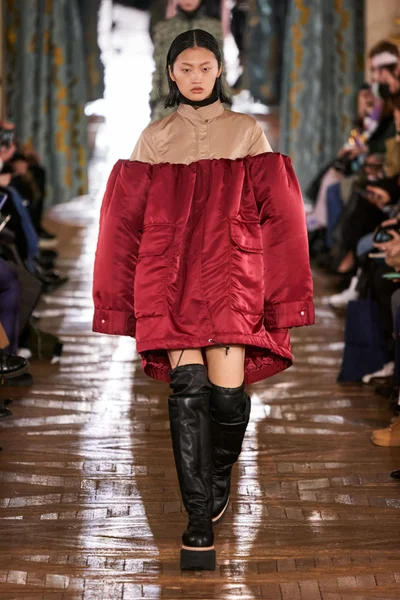 Look 14